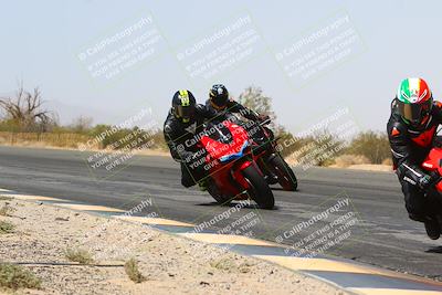 media/Mar-28-2022-Superbike Trackdays (Mon) [[b8603d0f67]]/Open Track Time/Turn 3 Inside/